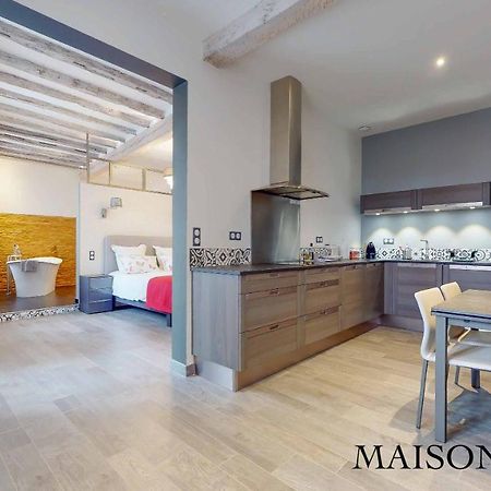 Maison de Save LʼIsle-Jourdain Extérieur photo